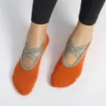 Chaussettes de yoga orange à brides croisées, chaussettes de fitness pilates antidérapantes. - Taille unique / Orange