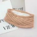 Fascia invernale in maglia foderata in peluche spesso, accessorio per capelli caldo da donna. - rosa chiaro