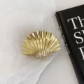 Pinza de pelo con forma de concha dorada, garra metálica brillante para peinados. - Dorado Pequeño