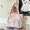 Sac cabas en toile imprimée rose et blanc, grand sac porté épaule avec poche avant. - Shoulder Bag with Charm / Rose