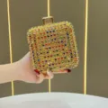 Lussuosa pochette da sera dorata con strass, borsa rigida in cristallo colorato per feste. - Multicolore Oro