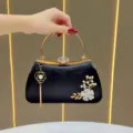 Elegante borsa da sera nera con manico ad anello dorato fiore di perla nappa per feste - Nero