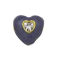 Primo piano dettaglio ciondolo charm cuore viola resina zircone ottone placcato oro 18k. - DN260904-A (Ciondolo Solo (Senza Catena))