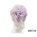 Chignon scrunchie di capelli sintetici con sfumatura viola argento e ciocche ricce lunghe. - 88H72#