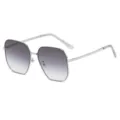 Metallrahmen Verlaufs-Sonnenbrille mit stylischer geometrischer Form und UV-Schutz. - Silberner Rahmen Grauer Farbverlauf