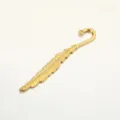 Goldenes Feder Metall Lesezeichen Anhänger Vintage Stil DIY handgemachter Schmuck Zubehör - 7.9x0.9cm / Gold