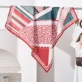Grand carré de soie 90cm avec imprimé chaîne léopard et rayures pour femme élégante. - Rayures Géométriques Chaîne Ceinture Léopard Épissage Style (#451) / 90x90cm