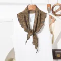 Koreaanse vintage bloemige driehoekssjaal, stijlvolle veelzijdige nek- en haaraccessoire. - Bruine basis Retro Bloemen (752)