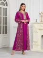 Paarse lange kaftan jurk met gouden borduursel en pailletten, elegante avondjurk. - M / Rozerood
