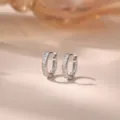 Boucles d'oreilles créoles petites en argent S925 et zircone, design géométrique élégant. - Or blanc