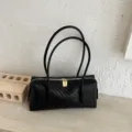 No Pendant / 33x11x15cm / Black
