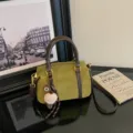 With Pendant Style / Green