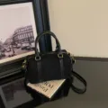 Without Pendant / Black