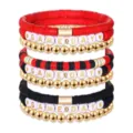 Stapelbare Game Day Heishi Tonperlen Armbänder Set mit Goldperlen und Buchstaben. - Stil 29