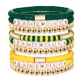 Game Day gruen gelb Tonperlen Armband Set goldene Metallkugeln stapelbare Armbaender - Stil 32