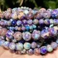Gros plan détaillé de perles rondes en jaspe impérial turquoise et violet pour bijoux DIY. - 4mm (88-90 Perles) / Pierre Impériale Turquoise Bleu Lac-Violet