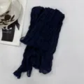 Bufanda estrecha lisa y arrugada, pañuelo largo y ligero de hilo de bali para mujer, azul marino. - Azul marino