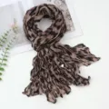 Bufanda con estampado de leopardo marrón, pañuelo arrugado plisado fino elegante. - Gran Leopardo Café