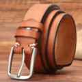 Ceinture en cuir marron vintage pour homme avec boucle ardillon, sangle en vachette. - 105cm / Kaki