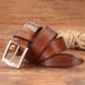 Ceinture en cuir marron pour homme avec boucle ardillon en métal argenté, sangle en bovin. - 105cm / Kaki