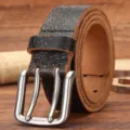 Cintura in vera pelle vintage da uomo con fibbia a doppio ardiglione, stile retrò vissuto. - Nero / 105cm