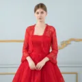 Coprispalle corto in pizzo rosso cardigan estivo sottile elegante per donna vestito. - Taglia unica / Top / Rosso