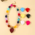 Collar de cuentas de resina de colores con gran colgante de corazón y dijes a juego. - Estilo Corazón / Cuenta Cúbica Colorida