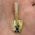Pendentif Pelle Plaqué Or Avec Zirconia Cubique Et Pierres Précieuses Accessoire DIY - Pendentif Pelle Diamant de Couleur(GC-A0097)