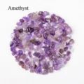 Detailweergave van natuurlijke amethist kristallen steentjes, geboorde stenen voor DIY sieraden maken. - Amethist / 10g Verpakking (Ca. 5-7mm)