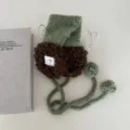 Paraorecchie invernali in peluche morbido con design di sciarpa con pon pon caldo e accogliente - Verde