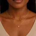 Élégant collier double en or avec perles délicates et pendentif en zircone étincelant. - Style Accent de Chaîne Fine (Style 10)