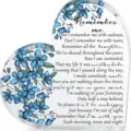 Plaque commémorative en acrylique en forme de cœur avec fleurs de myosotis et poème - Style Mémorial Myosotis (SS060) / 10x10x10mm Épaisseur