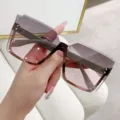 Lunettes de soleil oversize sans monture dégradées pour femmes, style streetwear tendance UV - Dégradé vert à rose