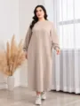 Damen Uebergroesse Zopfmuster langes Kleid, gemuetlicher lockerer Pulloverkleid Detailansicht. - 3XL / Kleider / Aprikose