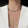 Collier de perles d'eau douce naturelles exquis, détail élégant de chaîne claviculaire ovale grise. - Style 17