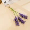 Schicker PU Leder Lavendel Blumen Taschenanhänger, eleganter goldener Schlüsselanhänger. - Lavendel-Anhänger (K6717)