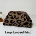 Luipaardprint Gebreide Clutch Tas, Modieuze Wolk Handtas voor Dames, Casual Chic Stijl. - Clutch stijl (beugeltas met luipaardprint) / Zwart Volrandig Groot Bloemenpatroon