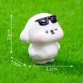 Leuke mini puppy beeldje met zonnebril hars ornament voor DIY tuin bureau decoratie - Zonnebril