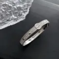 Bracelet jonc argenté avec zirconiums, boucle de ceinture et clous pour femmes. - 1-1-12 Jonc Zircone Plaqué Argent