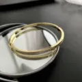Bracelet jonc en métal doré avec charnière et finition polie, bijou élégant et minimaliste. - 2-2#5 Jonc Coquillage Zircone Plaqué Or