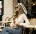 Foulard in seta con stampa cachemire vintage 70cm quadrato accessorio capelli elegante donna. - Stile 24
