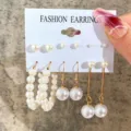 Set orecchini perle artificiali pendenti a cerchio moda accessori eleganti donna - 5244302-Moda Finta Perla-Set Combinato Orecchini a Bottone