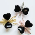 Metal heart crystal dragonfly ornament, modern metal craft figurine decor, stylish table decor variant. - Gold / Black Stone