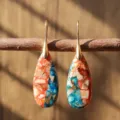 Boucles d'oreilles larme en pierre naturelle avec jaspe impérial coloré et crochets. - Style Goutte Pierre Impériale Colorée (ER1025-41)