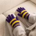 Lila gelbe gestreifte Strick Touchscreen Handschuhe, bequeme Winter warme Radsport Ausrüstung. - Einheitsgröße / Gestreifte Handschuhe Lila Gelb