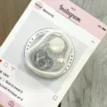 Μαγνητική βάση τηλεφώνου σε στυλ Ins με σχέδιο μαργαριταριού για εύκολη χρήση στο γραφείο. - Λευκό Μάτι Γκρι Καρδιά (Ακανόνιστος Κύκλος)