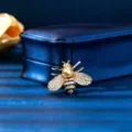 Gold Rhinestone Bee Brooch Pin Elegant Crystal Insect Badge Fashion Clothing Accessories - Golden Artificial Pearl Bee (XD8662-1)