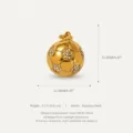 Ciondolo charm pallone da calcio in acciaio inossidabile dorato con strass per bigiotteria. - Calcio