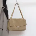 Klassisches Design / S / Khaki
