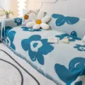180x130cm (Μικρό Μονό) / Λευκή Βάση Μπλε Λουλούδια BC